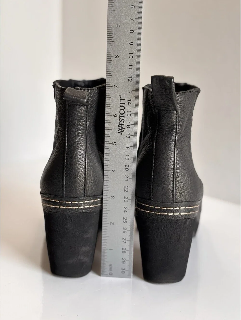 Antelope Women's 6.5 Black Leather Chelsea Platform Ankle Boots Comfy Block Heel
